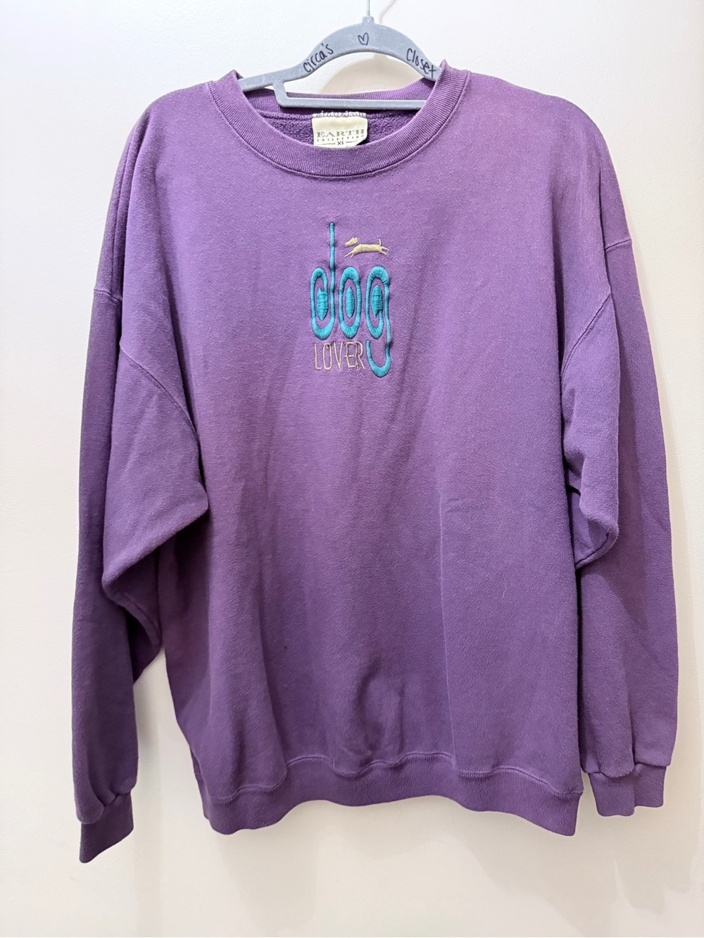 Vintage Embroidered Dog Lover Purple Crewneck Sweat Shirt Pull Over Comfy XL
